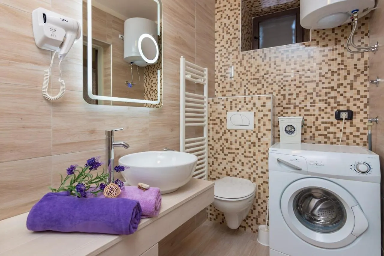Penzion Apartments Ana Vodnjan