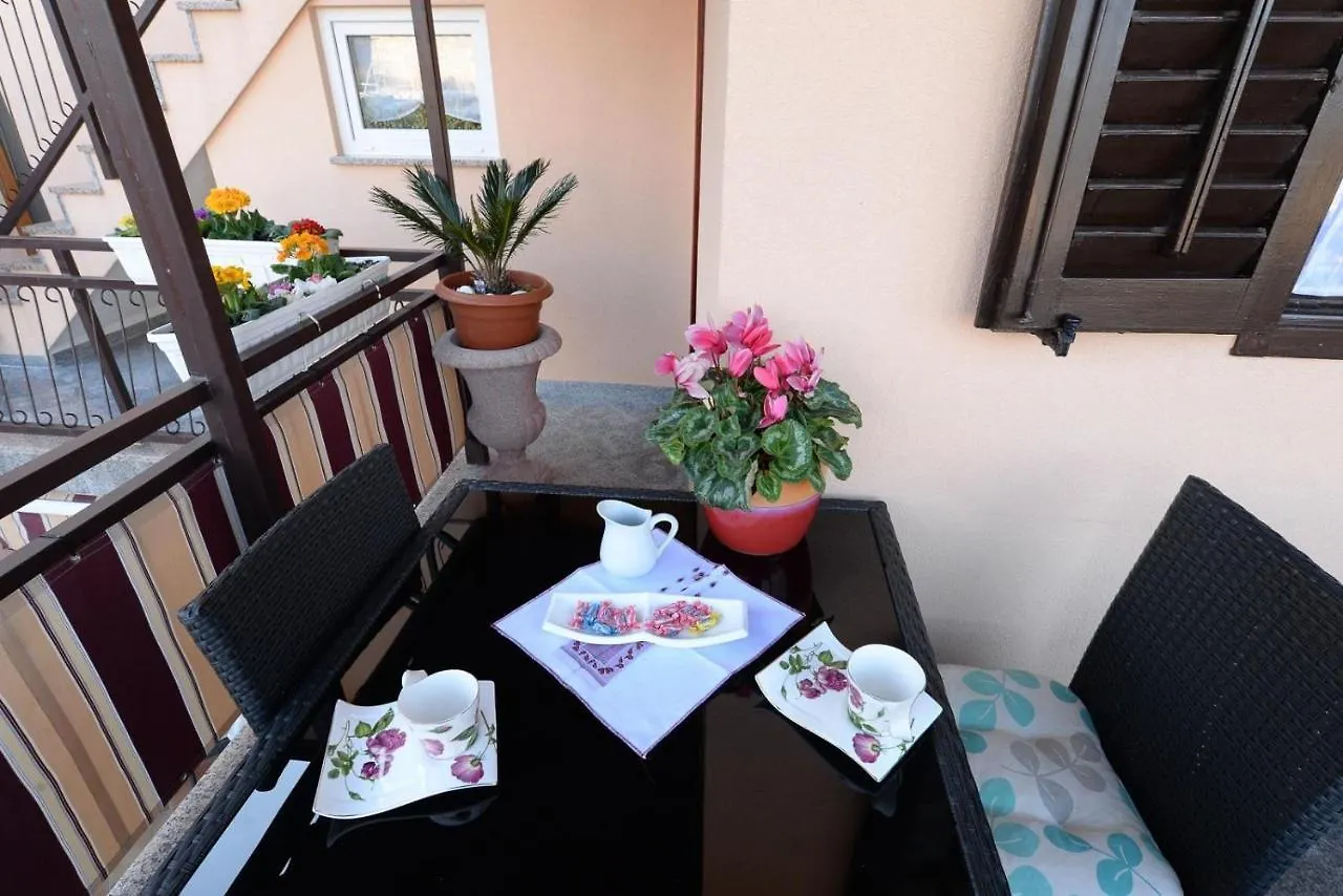 Apartments Ana Vodnjan 4*,  Croatia