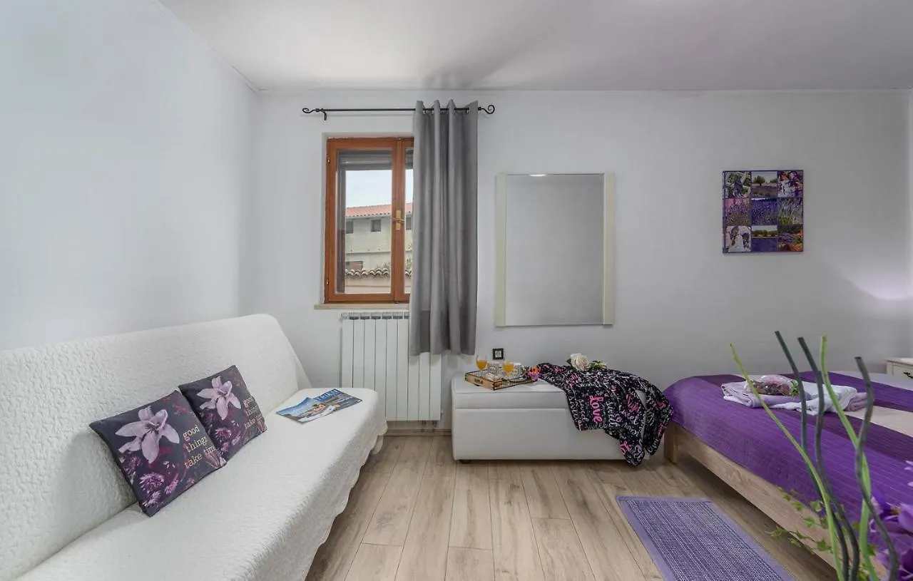 **** Guest house Apartments Ana Vodnjan Croatia